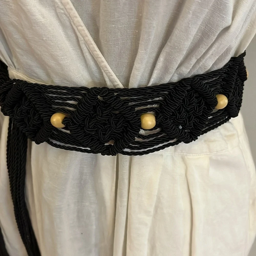Coldwater Creek beaded cord Belt, size S/M, black macrame w light wood beads​